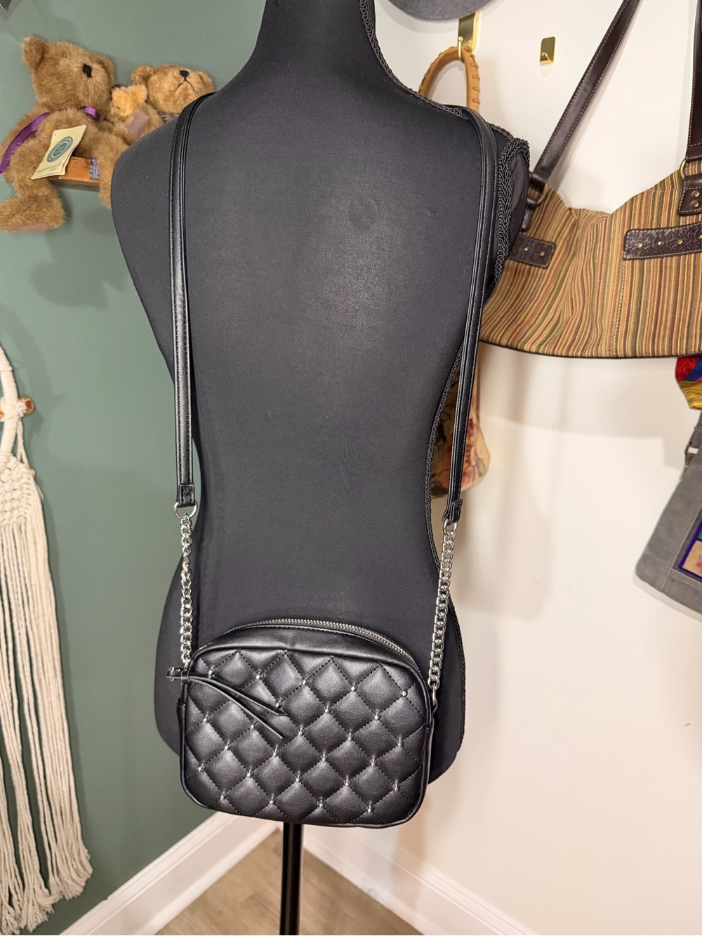 Rebecca Minkoff Black Quilted Crossbody Bag Silver Chain Strap